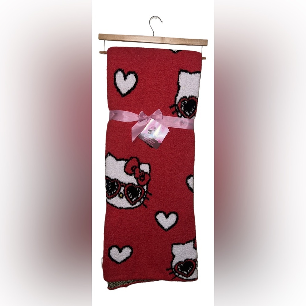 Hello Kitty Red Heart Blanket